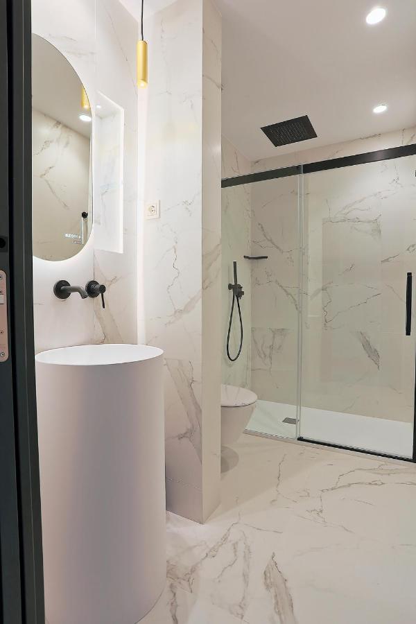 Azotea Suites ポンフェラダ エクステリア 写真