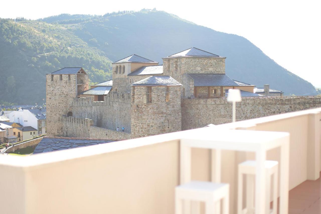 Azotea Suites ポンフェラダ エクステリア 写真